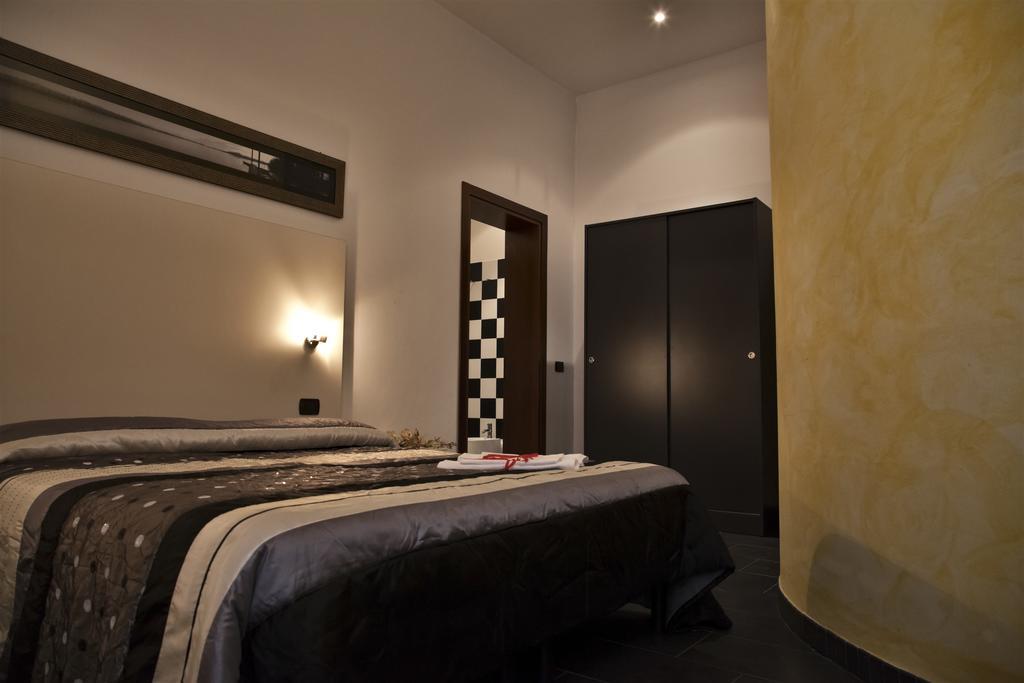 Zen Room แฟร์รารา ภายนอก รูปภาพ