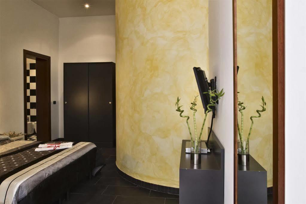 Zen Room แฟร์รารา ภายนอก รูปภาพ
